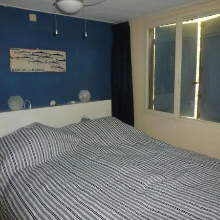 Lilliputienne Vacquières